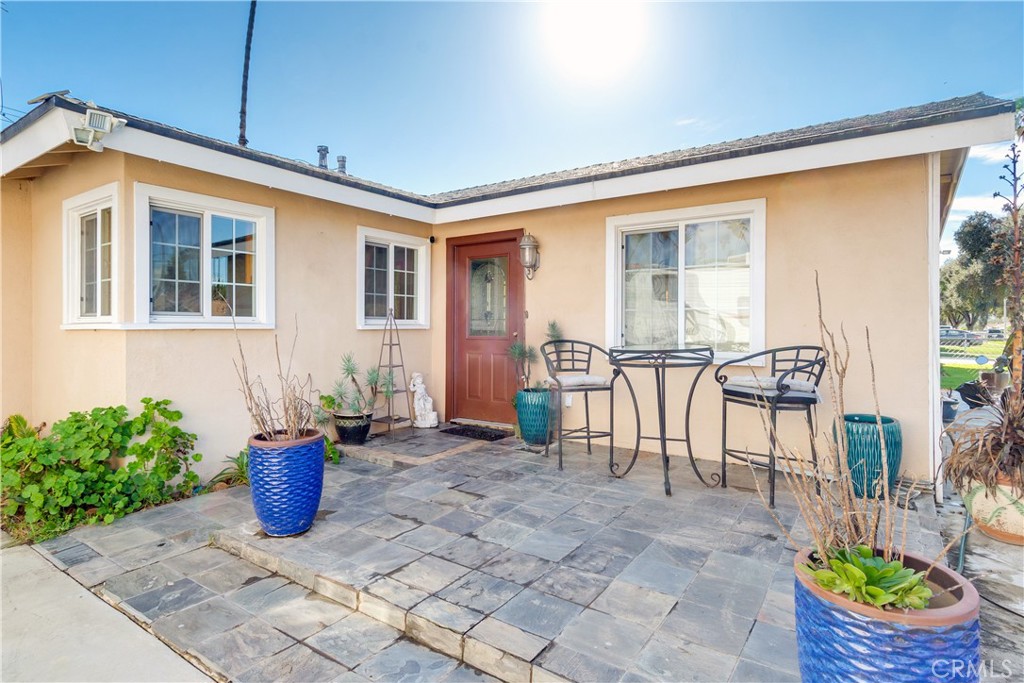 Residential for sale at 8738 San Vicente, Riverside CA featuring 3 beds and 2 baths