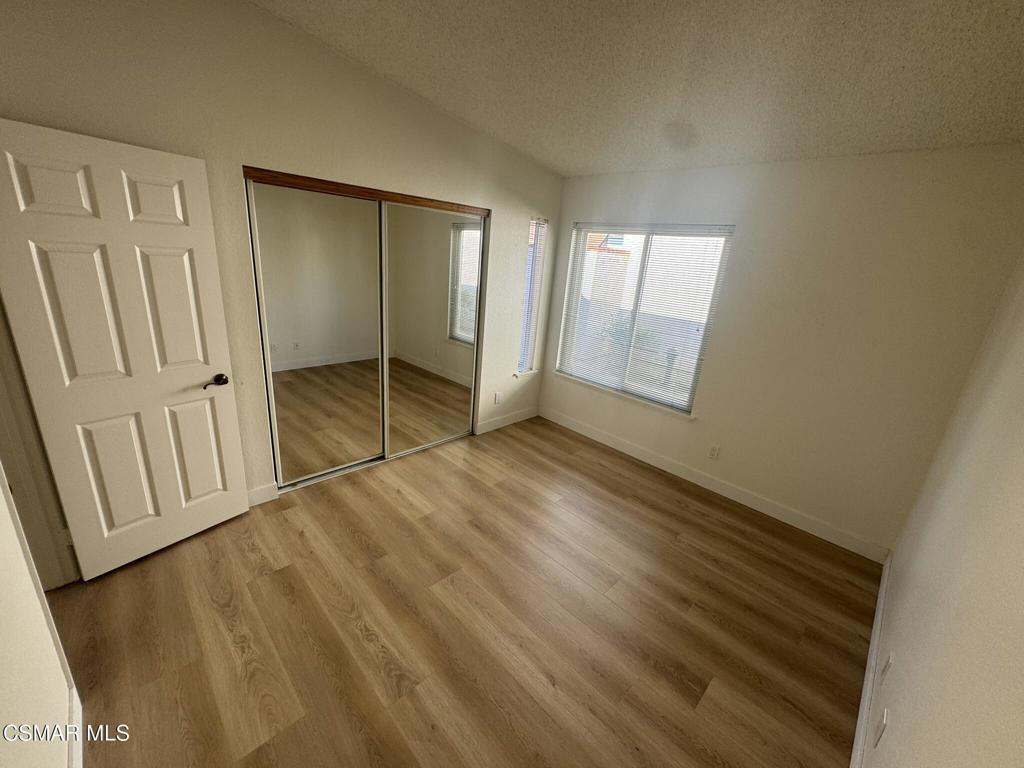 Residential Lease for rent at 1874 Suntree Lane, Simi Valley CA featuring 3 beds and 2 baths