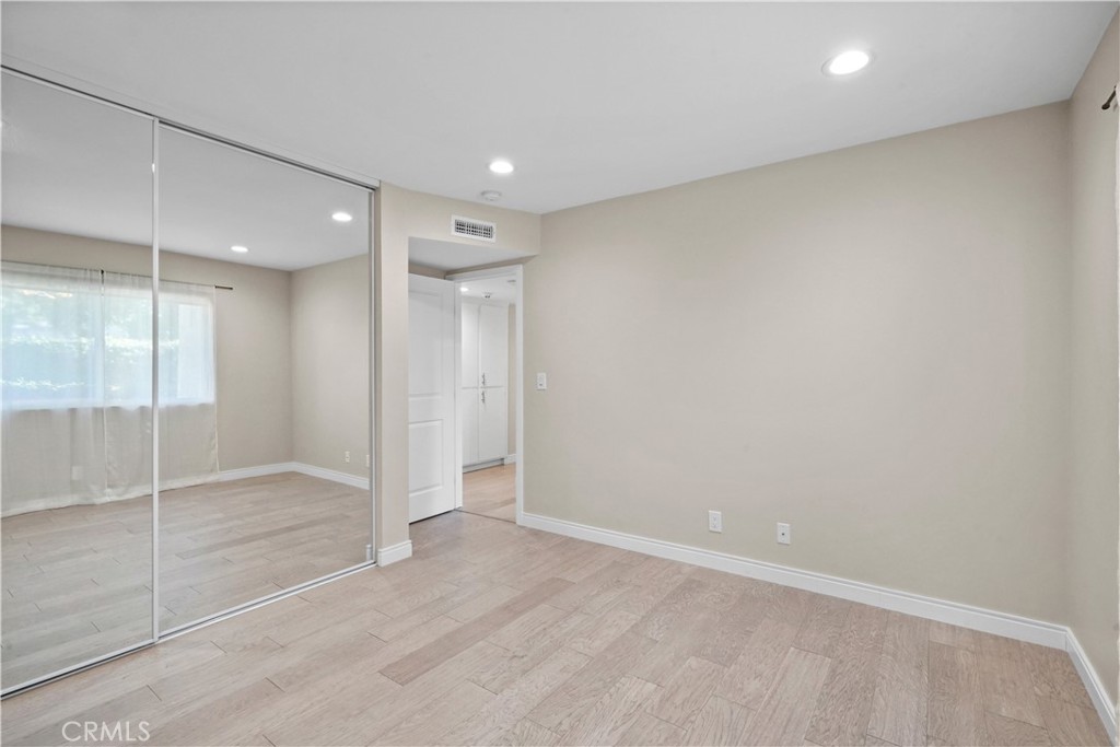 Residential Lease for rent at 3723 Summershore Lane, Westlake Village CA featuring 3 beds and 2 baths