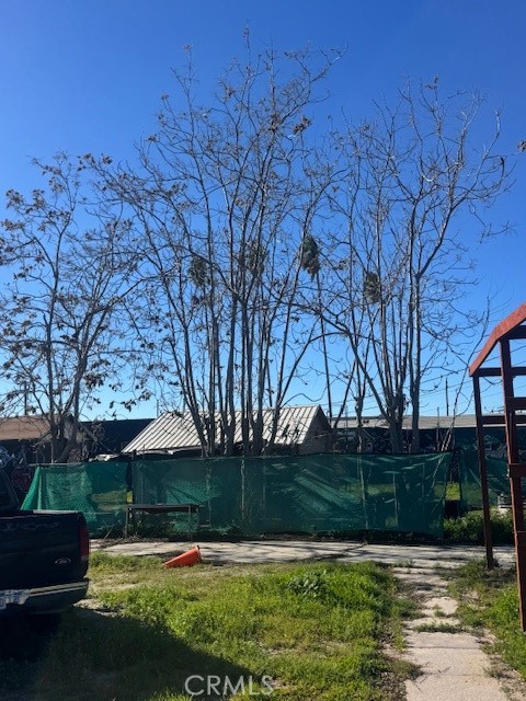 Residential for sale at 125 E O, Colton CA featuring 3 beds and 1 bath