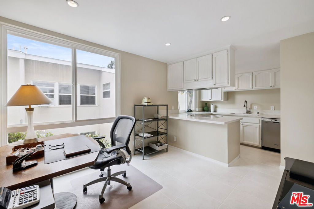 Residential for sale at 11687 Montana Avenue 101, Los Angeles CA featuring 2 beds and 3 baths