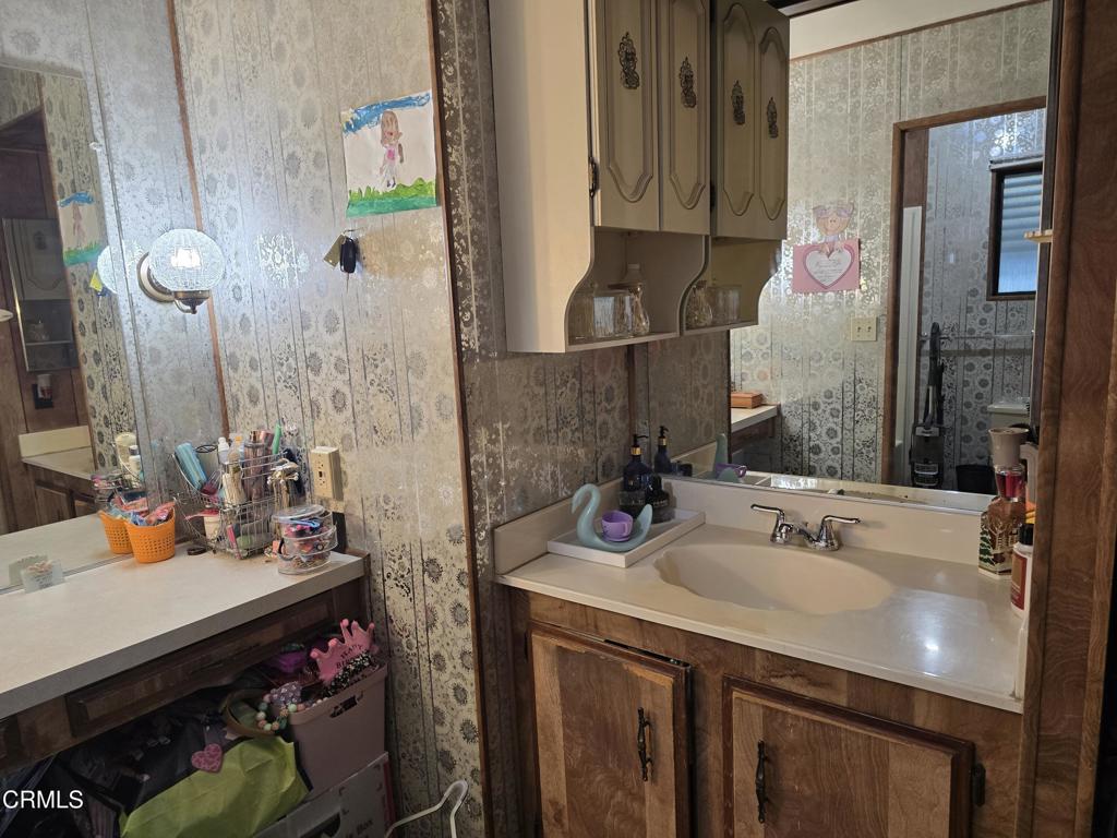 Manufactured In Park for sale at 3700 Olds Road #86, Oxnard CA featuring 2 beds and 2 baths