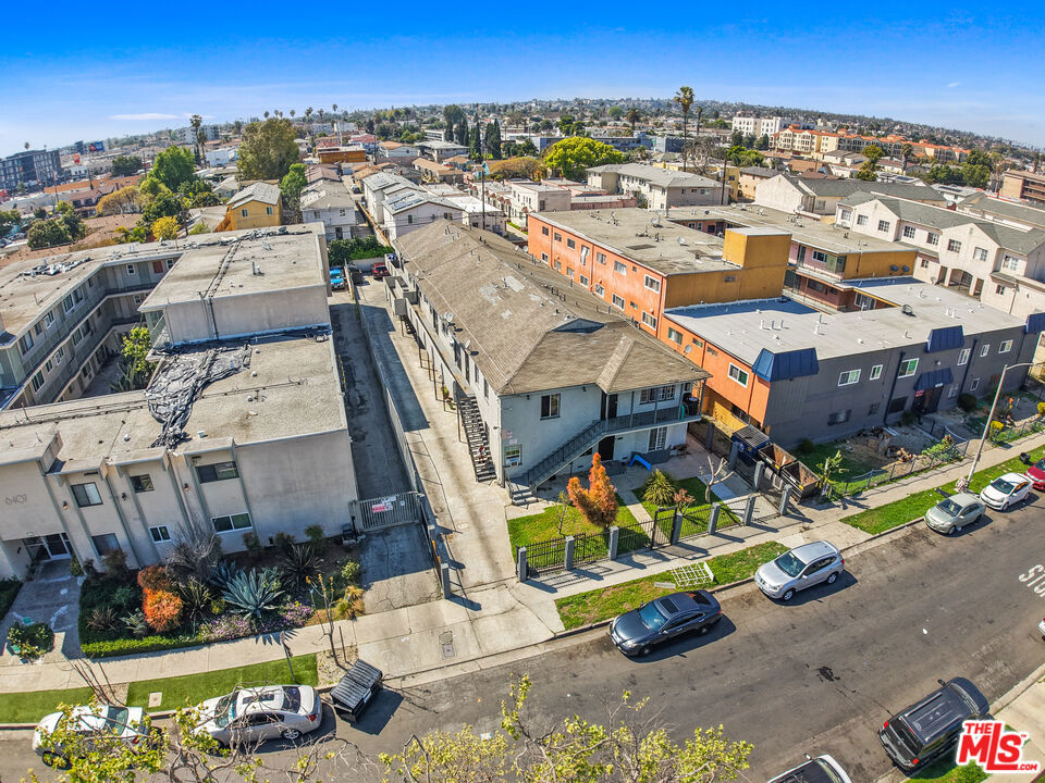 Residential Income for sale at 6337 10th Avenue, Los Angeles CA featuring 20 beds and 10 baths