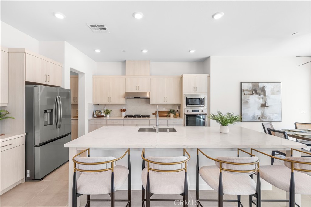 Residential for sale at 51933 Marquis, La Quinta CA featuring 3 beds and 3 baths