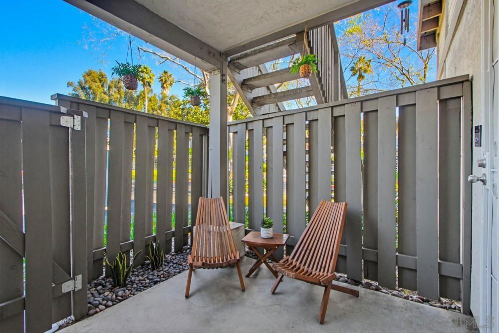 Residential for sale at 1953 Wellington Lane 5, Vista CA featuring 2 beds and 1 bath