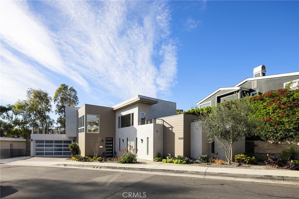 Residential for sale at 234 W Avenida San Antonio, San Clemente CA featuring 4 beds and 4 baths