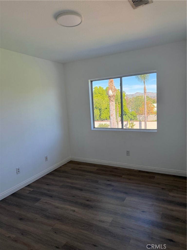 Residential Lease for rent at 723 Ford, Corona CA featuring 4 beds and 3 baths