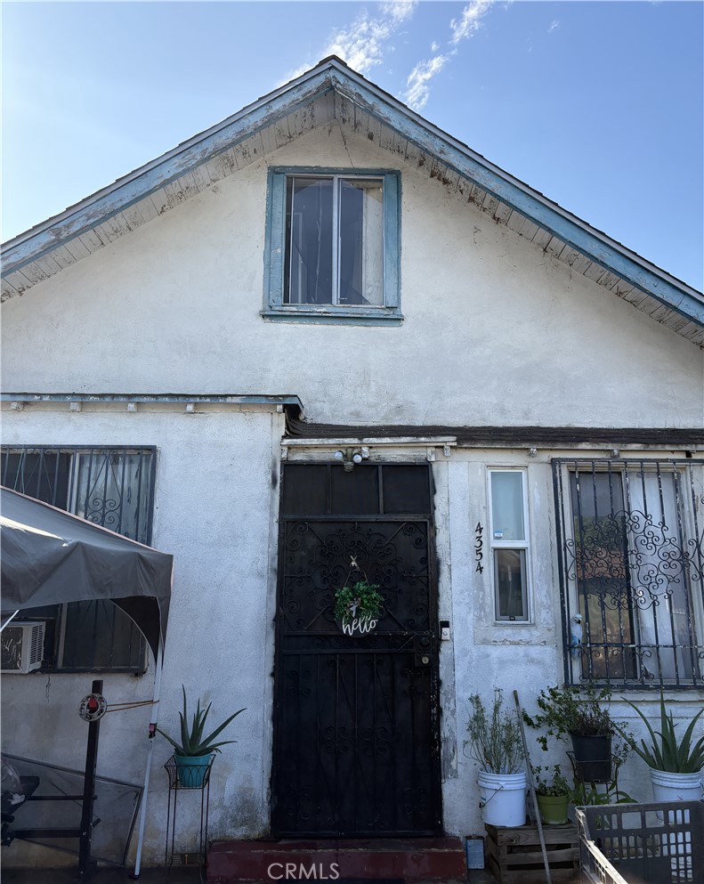 Residential for sale at 4354 Verona Street, Los Angeles CA featuring 3 beds and 1 bath