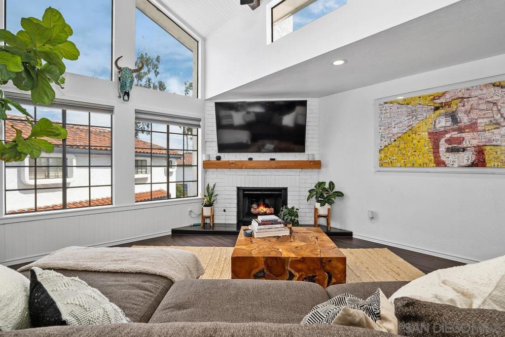 Residential Lease for rent at 2322 La Costa Ave A, Carlsbad CA featuring 2 beds and 3 baths