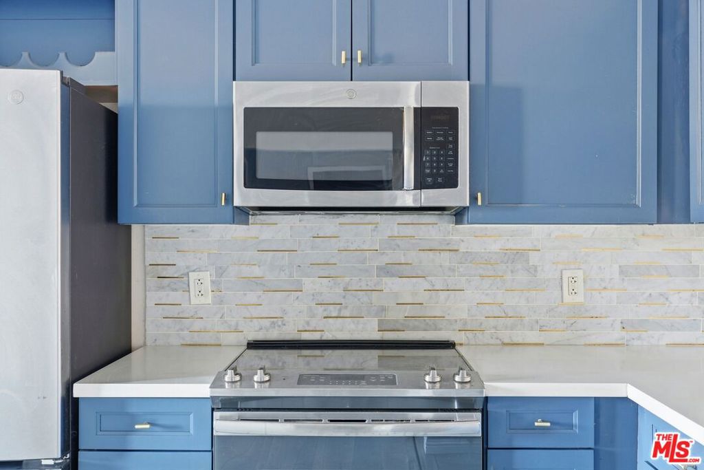 Residential for sale at 388 E Ocean Boulevard 1406, Long Beach CA featuring 1 bed and 1 bath