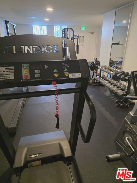 Residential Lease for rent at 964 Hancock Avenue 202, West Hollywood CA featuring 2 beds and 3 baths