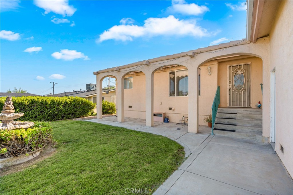 Residential for sale at 5528 Elmwood, San Bernardino CA featuring 3 beds and 2 baths