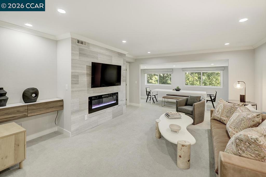 Residential for sale at 1124 Singingwood Ct 5, Walnut Creek CA featuring 2 beds and 2 baths