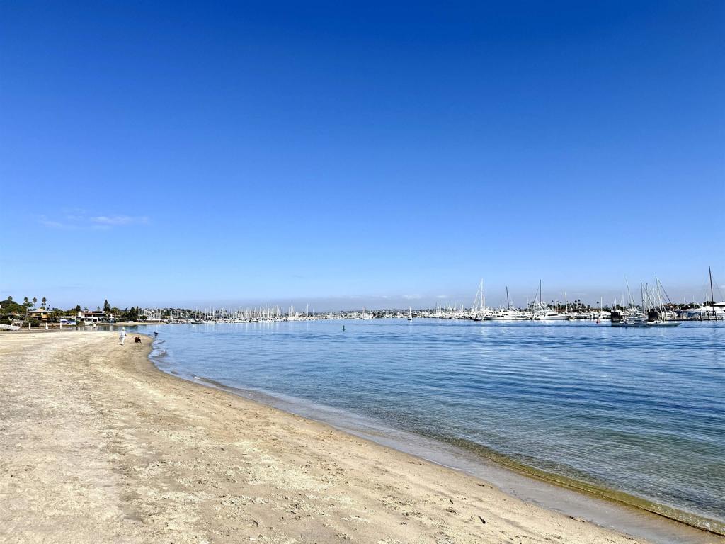 Residential for sale at 370 Rosecrans St 302, San Diego CA featuring 2 beds and 2 baths