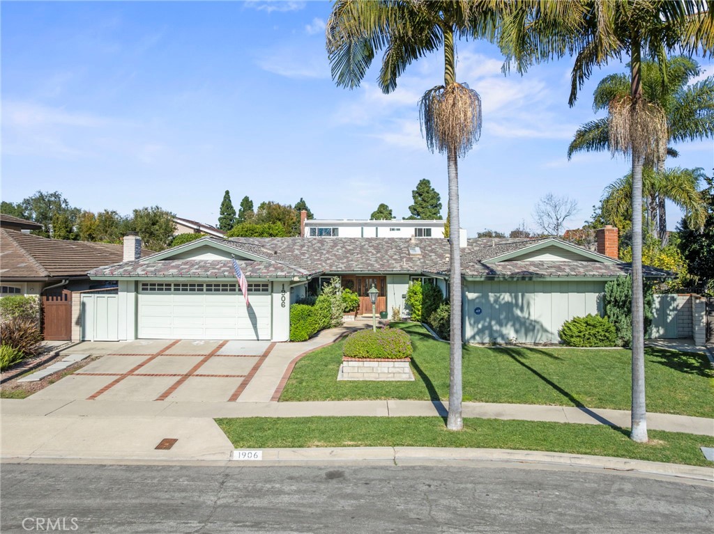 Residential for sale at 1906 Suva, Costa Mesa CA featuring 4 beds and 2 baths