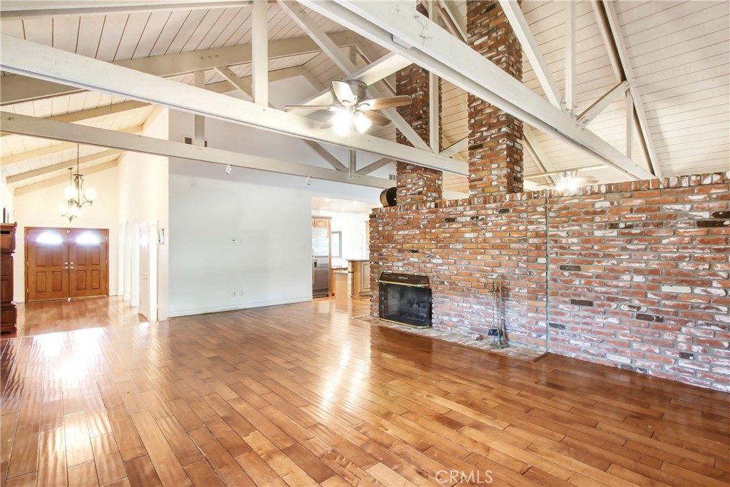 Residential Lease for rent at 10818 Hillside, Rancho Cucamonga CA featuring 3 beds and 4 baths