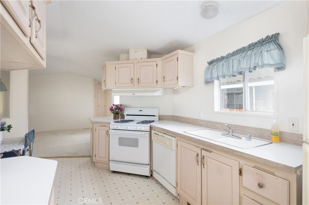 Manufactured In Park for sale at 3057 S Higuera 42, San Luis Obispo CA featuring 2 beds and 2 baths