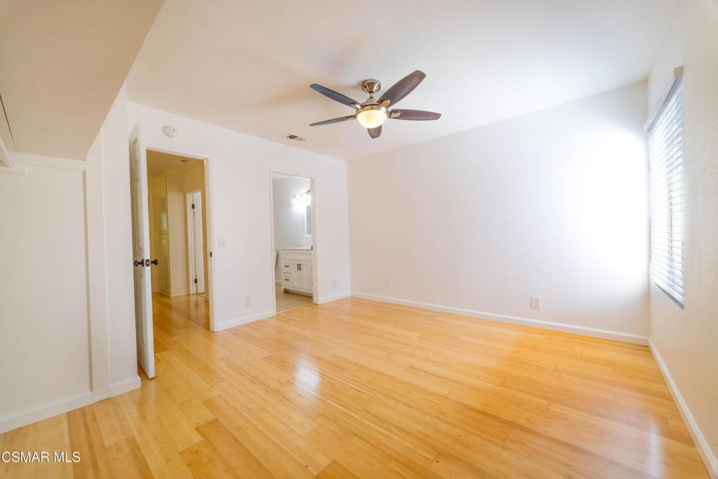 Residential for sale at 514 Via Colinas, Thousand Oaks CA featuring 2 beds and 2 baths