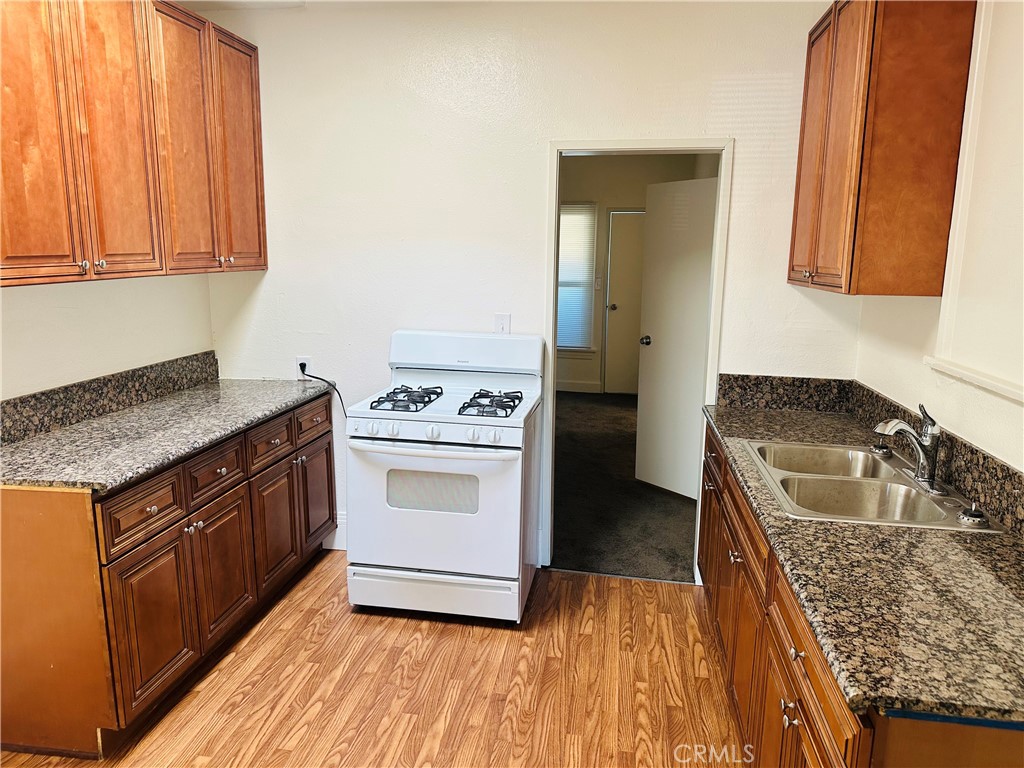 Residential Lease for rent at 10621 1/2 Garvey Avenue 5, El Monte CA featuring 1 bed and 1 bath