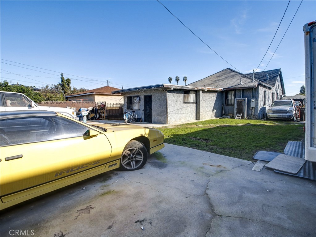 Residential for sale at 11113 Berendo Avenue, Los Angeles CA featuring 3 beds and 1 bath