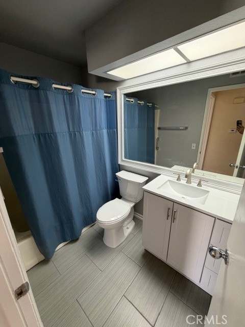 Residential for sale at 27657 Aquamarine, Mission Viejo CA featuring 1 bed and 1 bath