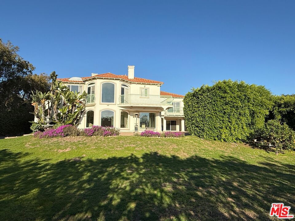Residential for sale at 29752 Baden Place, Malibu CA featuring 6 beds and 6 baths