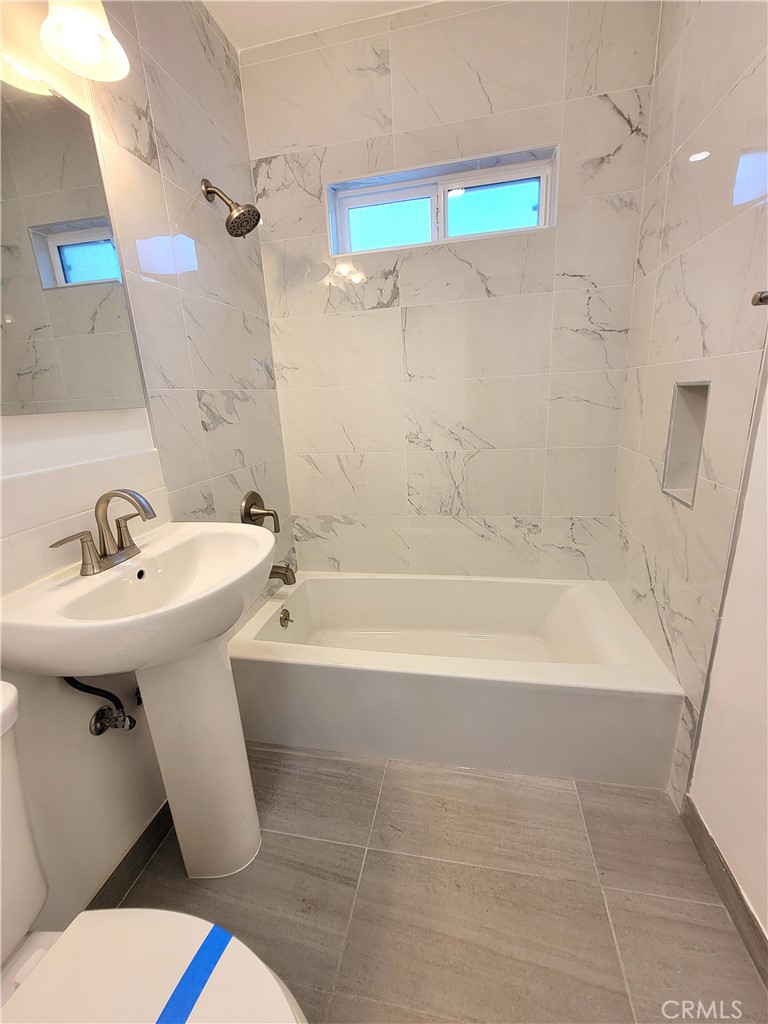 Residential Lease for rent at 1316 1/2 Anaheim Street, Harbor City, Los Angeles CA featuring 2 beds and 1 bath