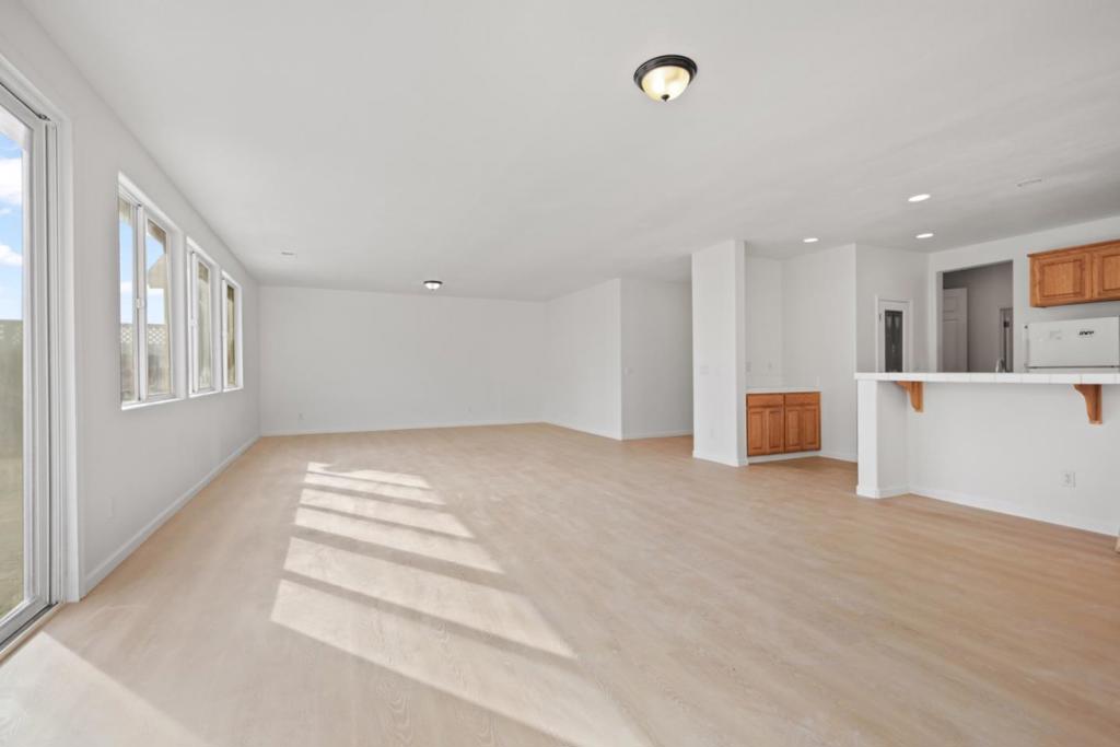 Residential for sale at 662 Cedar Mountain Drive, Newman CA featuring 4 beds and 3 baths