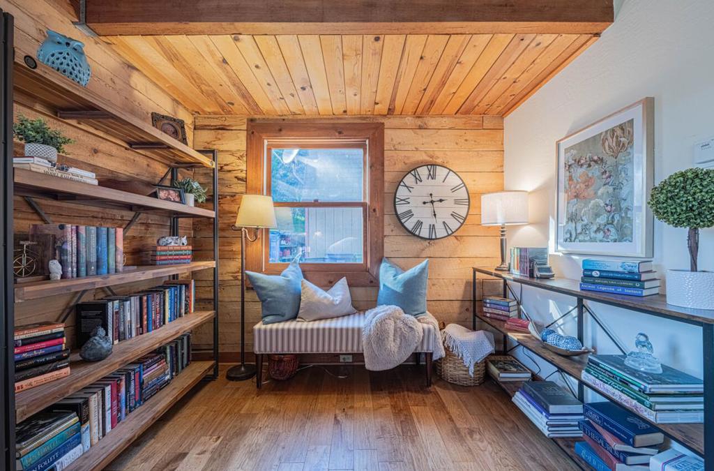 Residential for sale at 5820 Briarcliff Terrace, Royal Oaks CA featuring 3 beds and 3 baths