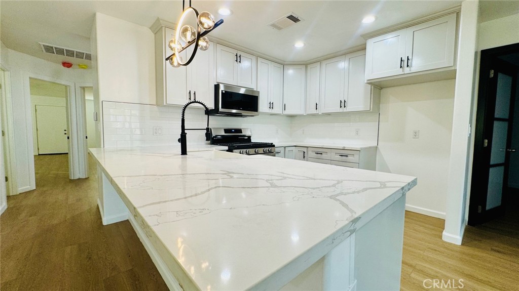 Residential for sale at 801 S Oleander, Bakersfield CA featuring 3 beds and 2 baths