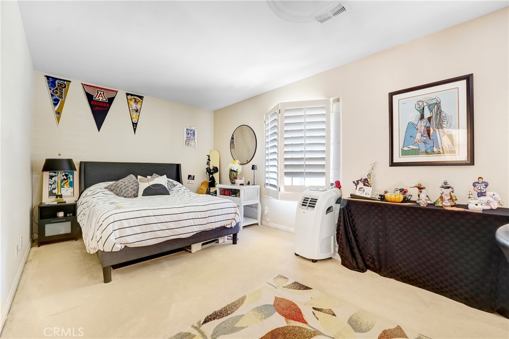 Residential Lease for rent at 3739 Calle Jazmin, Calabasas CA featuring 3 beds and 3 baths