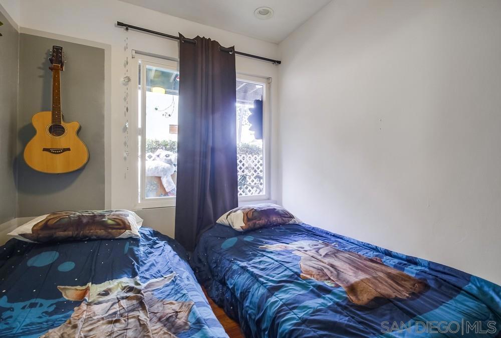 Residential for sale at 8015 CAMINITO DE PIZZA B, San Diego CA featuring 1 bed and 1 bath