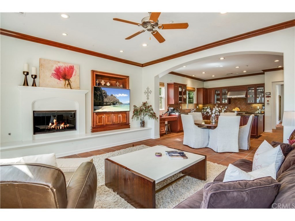 Residential Lease for rent at 440 Tangerine Place, Brea CA featuring 1 bed and 1 bath