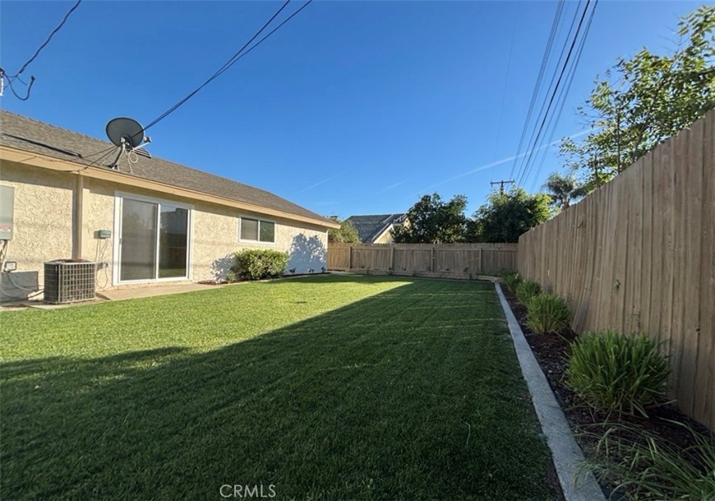 Residential Lease for rent at 6210 Halstead A, Rancho Cucamonga, San Bernardino County CA featuring 3 beds and 2 baths