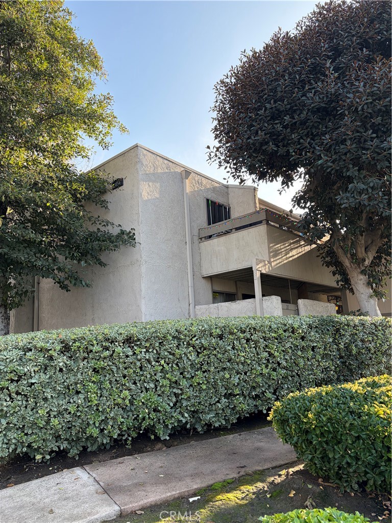 Residential for sale at 3054 Associated 20, Fullerton CA featuring 1 bed and 1 bath