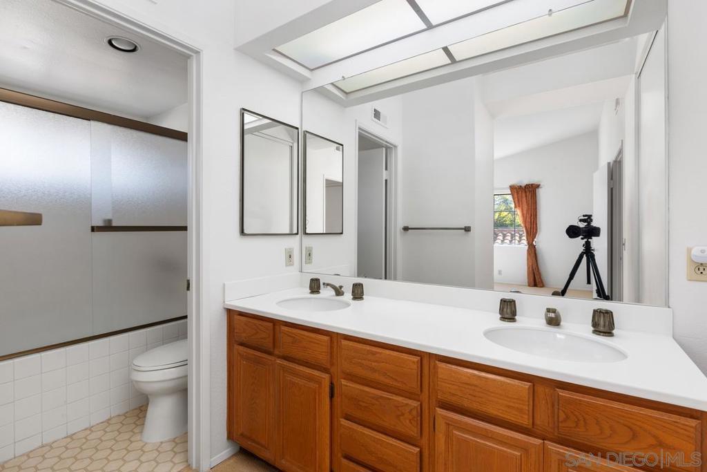 Residential Lease for rent at 7143 Caminito Pantoja, San Diego CA featuring 3 beds and 3 baths