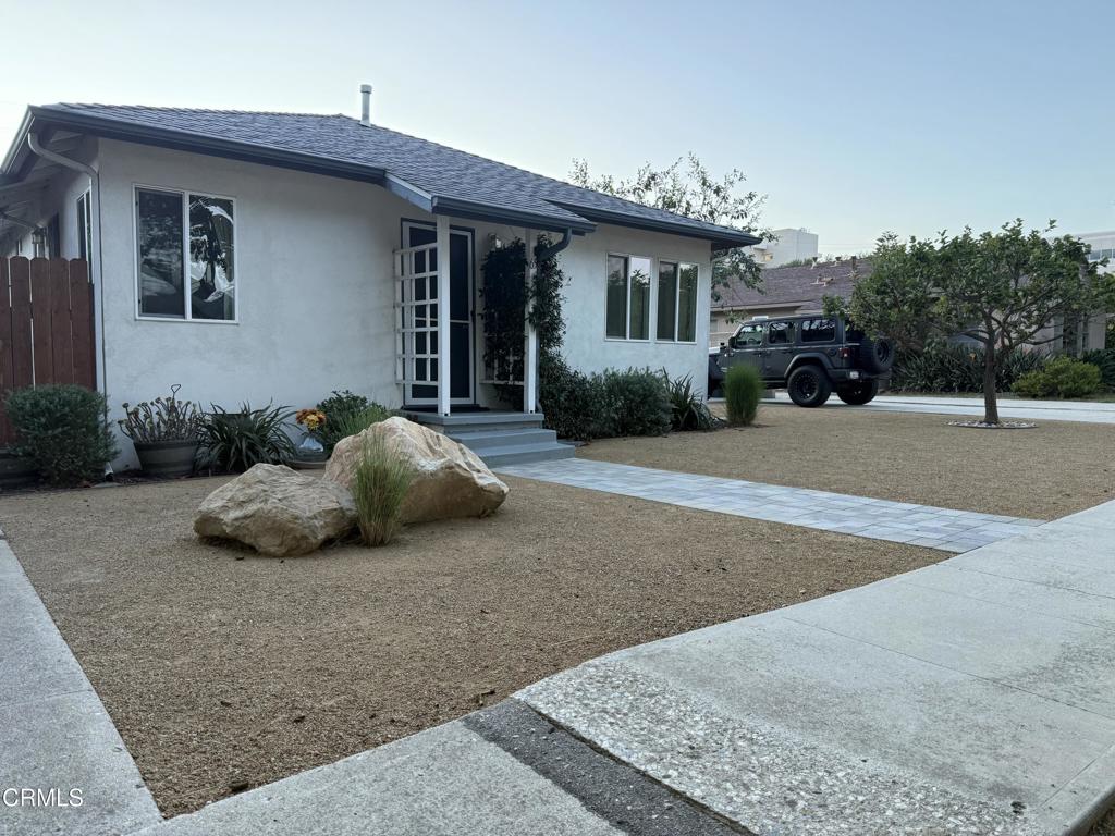 Residential Lease for rent at 65 N Joanne Avenue, Ventura CA featuring 1 bed and 1 bath