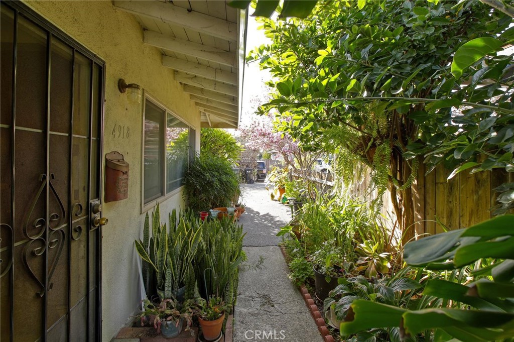 Residential for sale at 4918 Baldwin, Temple City CA featuring 3 beds and 1 bath