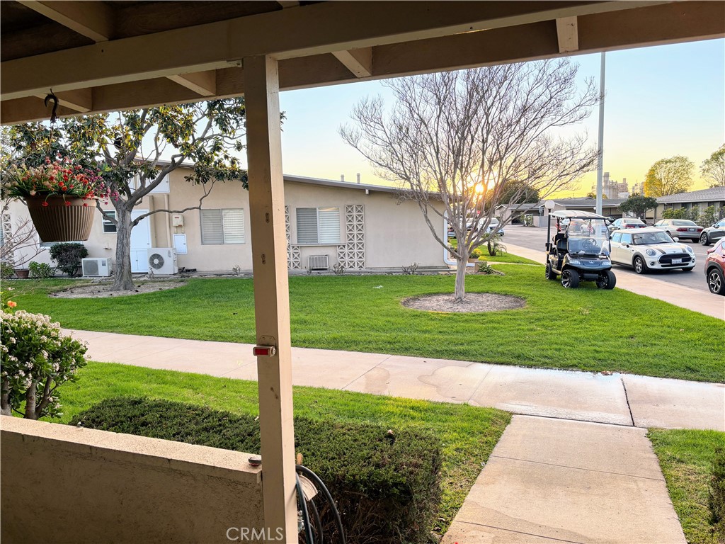 Residential for sale at 1460 Pelham Road M5-106F, Seal Beach CA featuring 2 beds and 1 bath