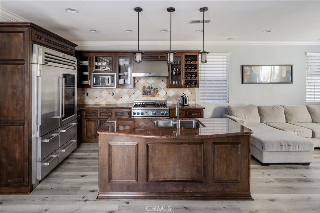 Residential for sale at 39 Wellington, Aliso Viejo CA featuring 4 beds and 3 baths