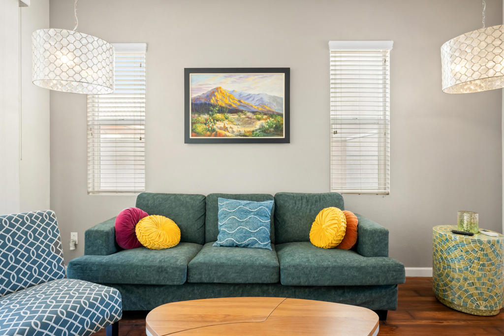 Residential Lease for rent at 520 Calle Vibrante, Palm Desert CA featuring 4 beds and 6 baths