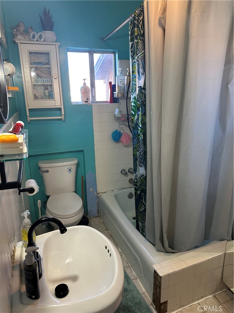 Residential for sale at 1247 Alta, Redlands CA featuring 4 beds and 1 bath