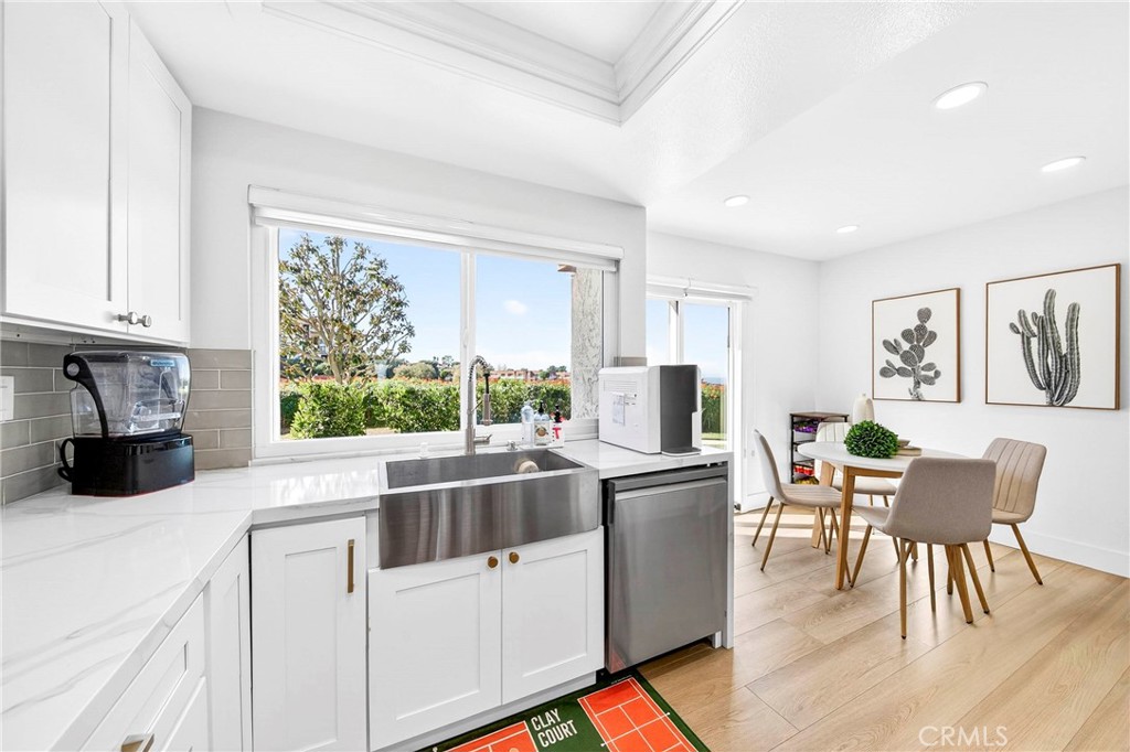 Residential for sale at 25 Hilltop Circle, Rancho Palos Verdes CA featuring 2 beds and 3 baths