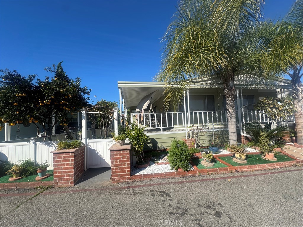 Manufactured In Park for sale at 34 Pine Via, Anaheim CA featuring 2 beds and 2 baths