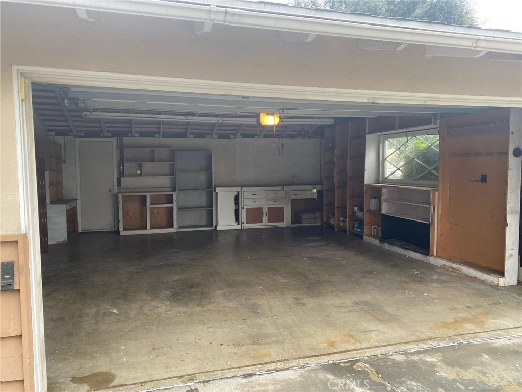 Residential Lease for rent at 4389 Beverly Court, Riverside CA featuring 3 beds and 2 baths