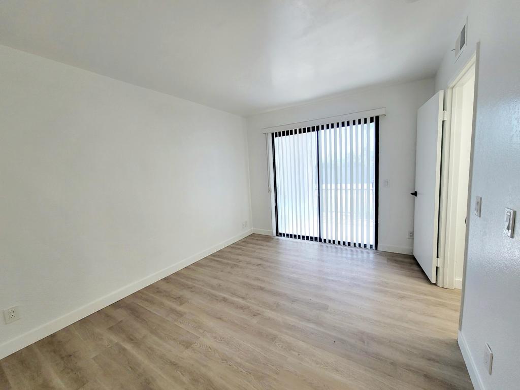 Residential Lease for rent at 31200 Landau Boulevard 305, Cathedral City CA featuring 2 beds and 2 baths