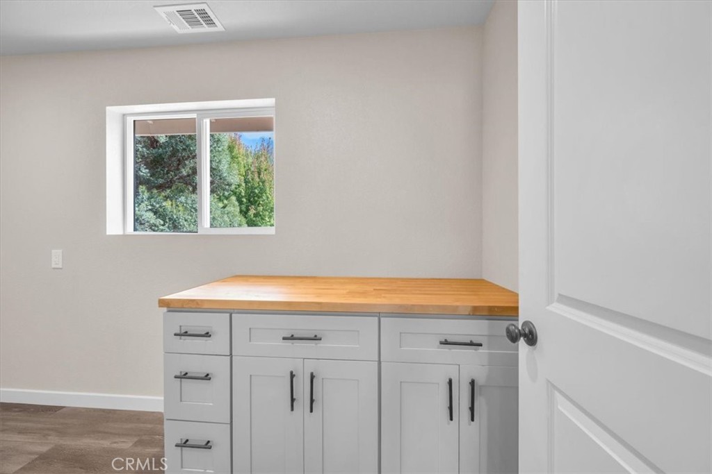 Residential for sale at 8393 Amapoa, Atascadero CA featuring 3 beds and 3 baths