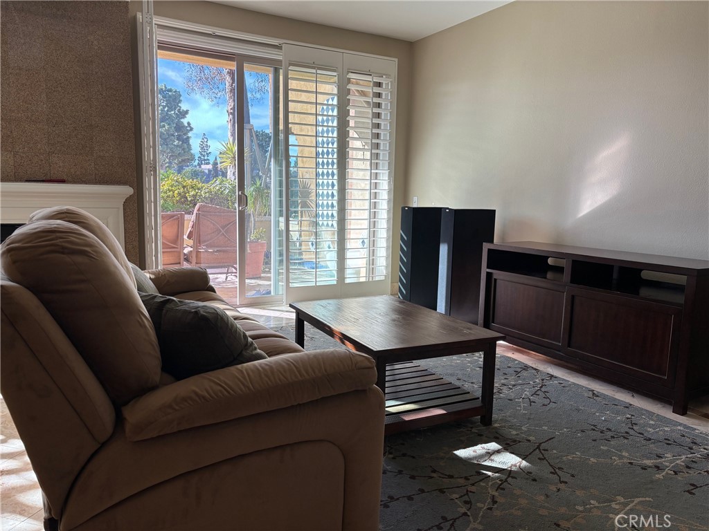 Residential Lease for rent at 105 Bay Hill Drive, Newport Beach CA featuring 2 beds and 3 baths