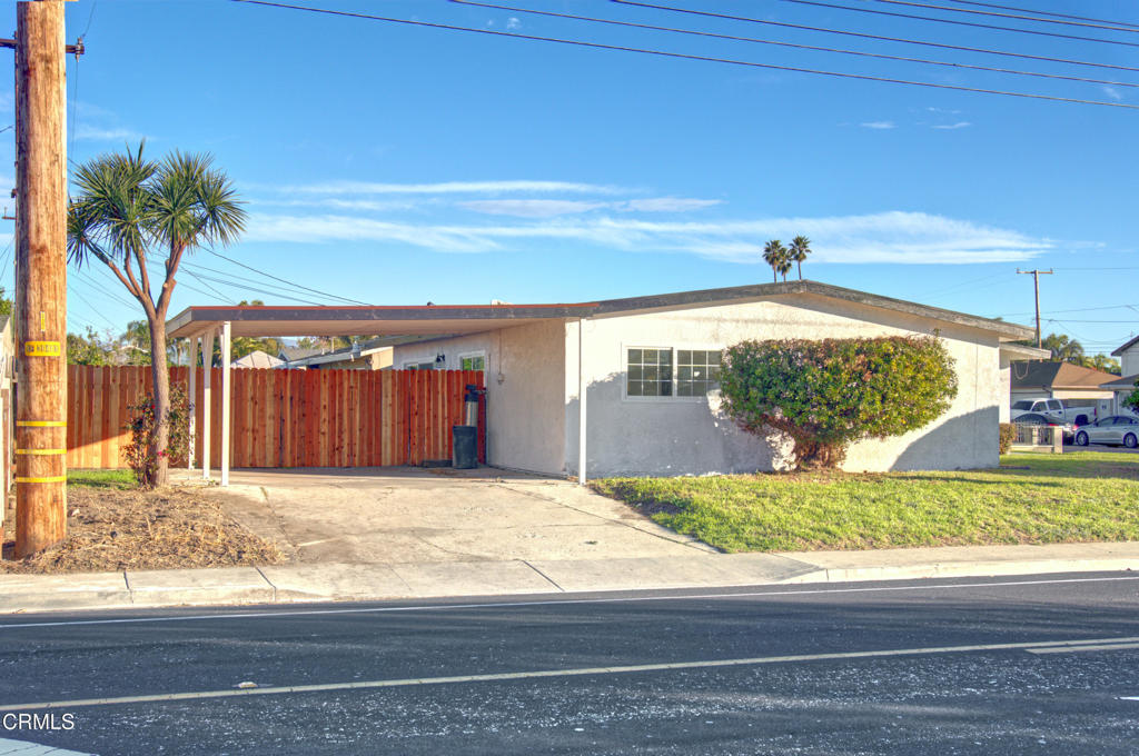Residential Lease for rent at 1931 Ukiah Street, Oxnard CA featuring 3 beds and 2 baths
