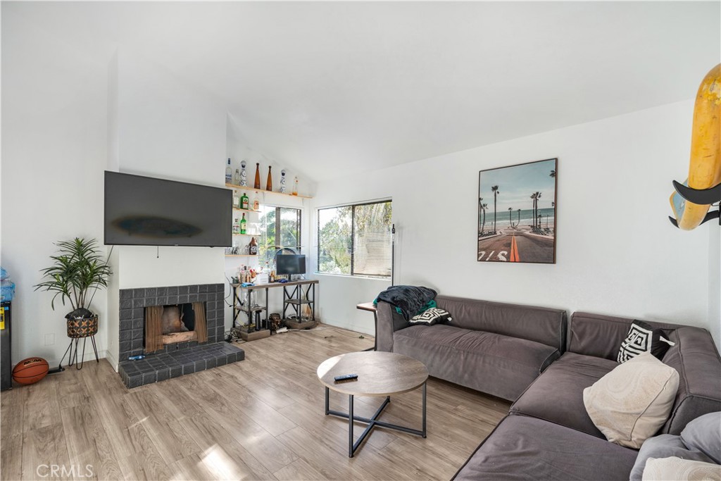 Residential for sale at 3209 Clay, Newport Beach CA featuring 6 beds and 4 baths